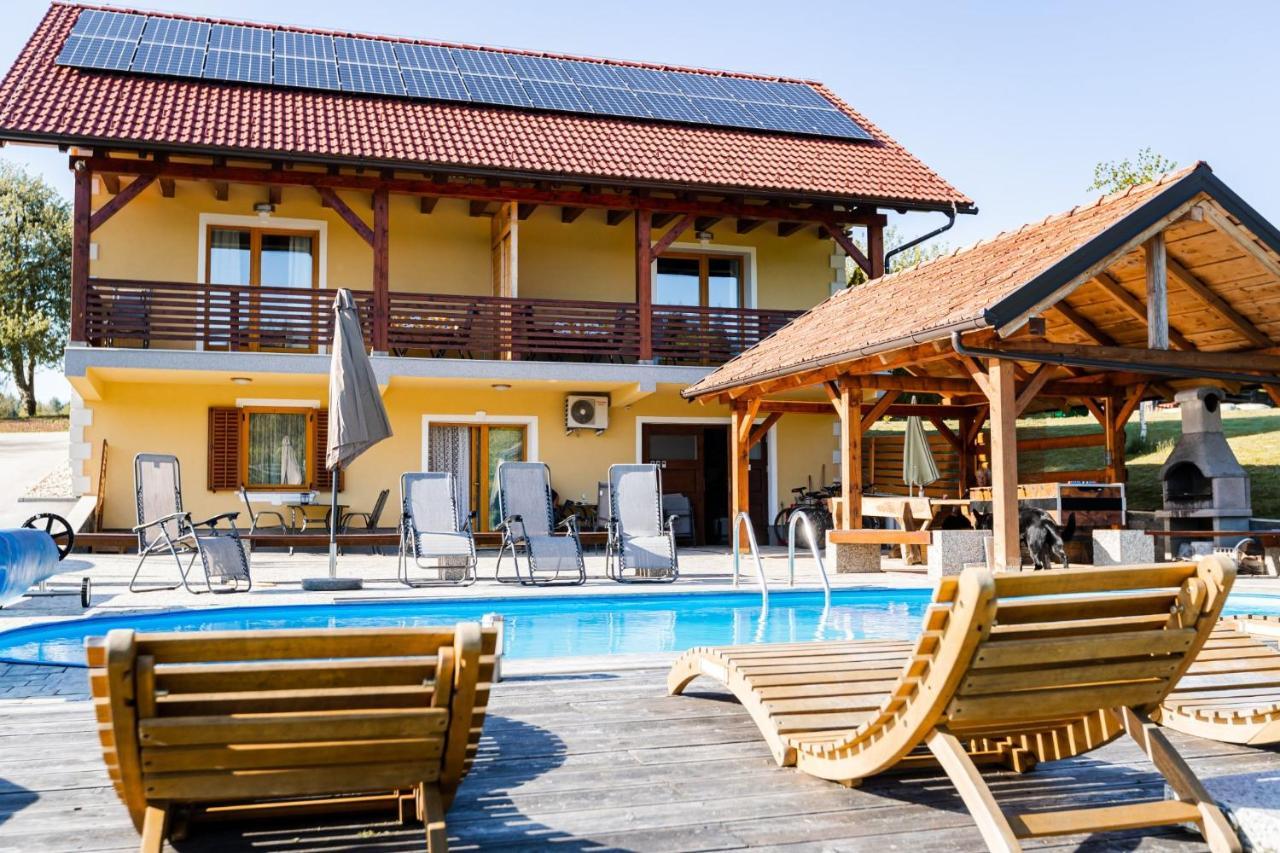 Lahinja & Kolpa River Apartments 메틀리카 외부 사진