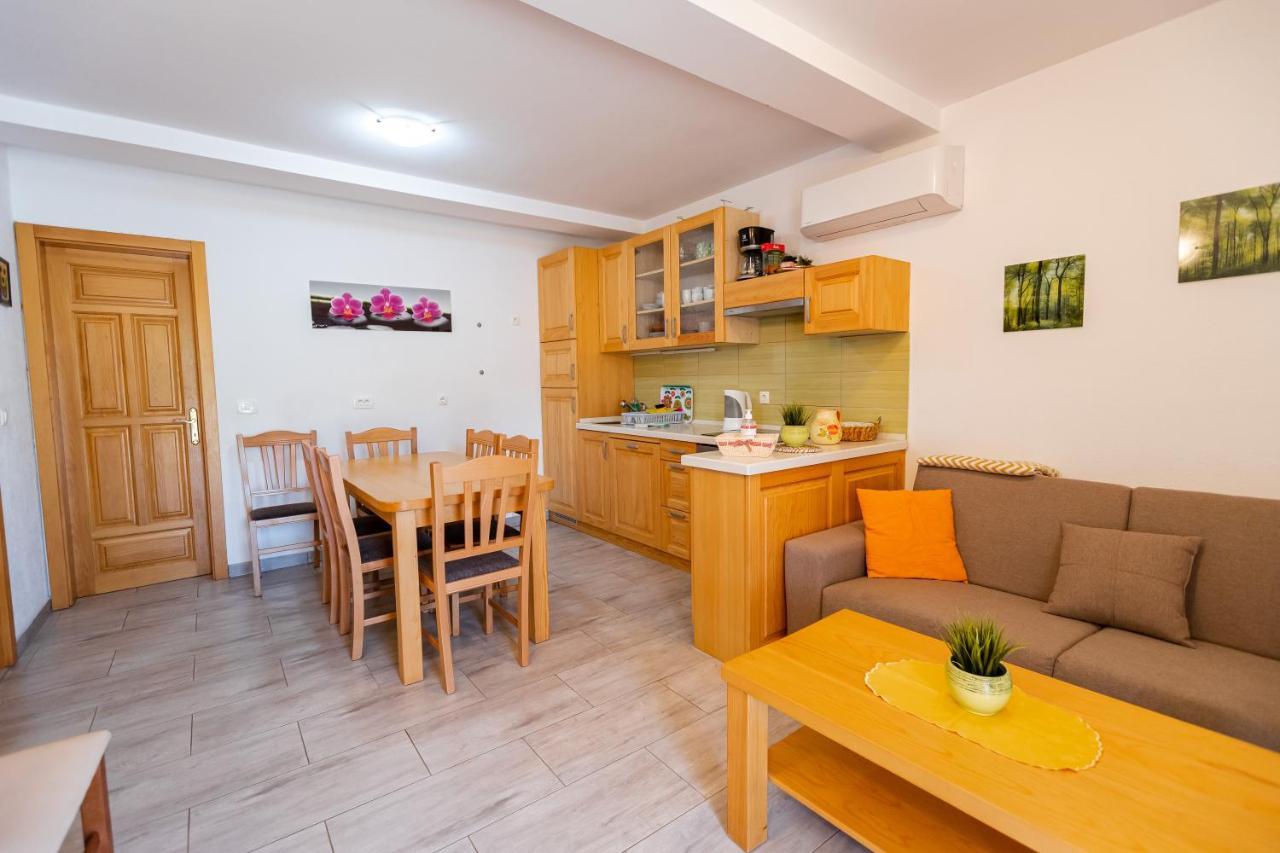 Lahinja & Kolpa River Apartments 메틀리카 외부 사진