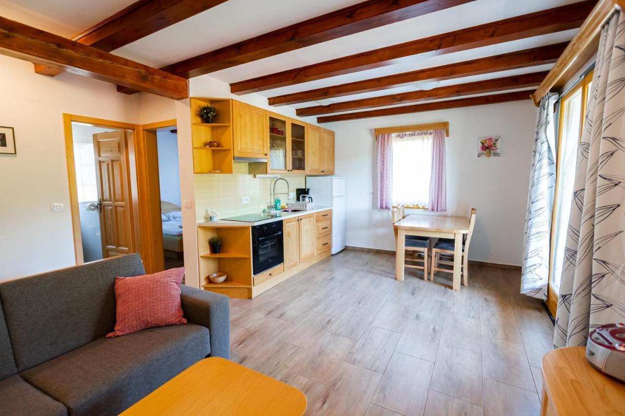 Lahinja & Kolpa River Apartments 메틀리카 외부 사진